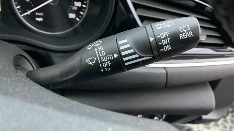 Vauxhall Insignia 1.5T SRi Vx-line Nav 5dr Petrol Hatchback